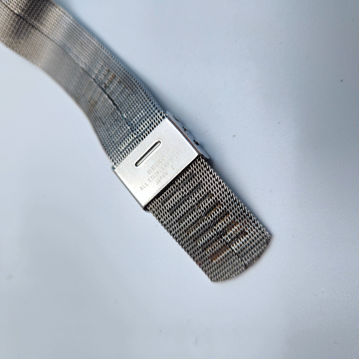 Seiko LM DE LUXE 5616 snowflake dial with mesh bracelet