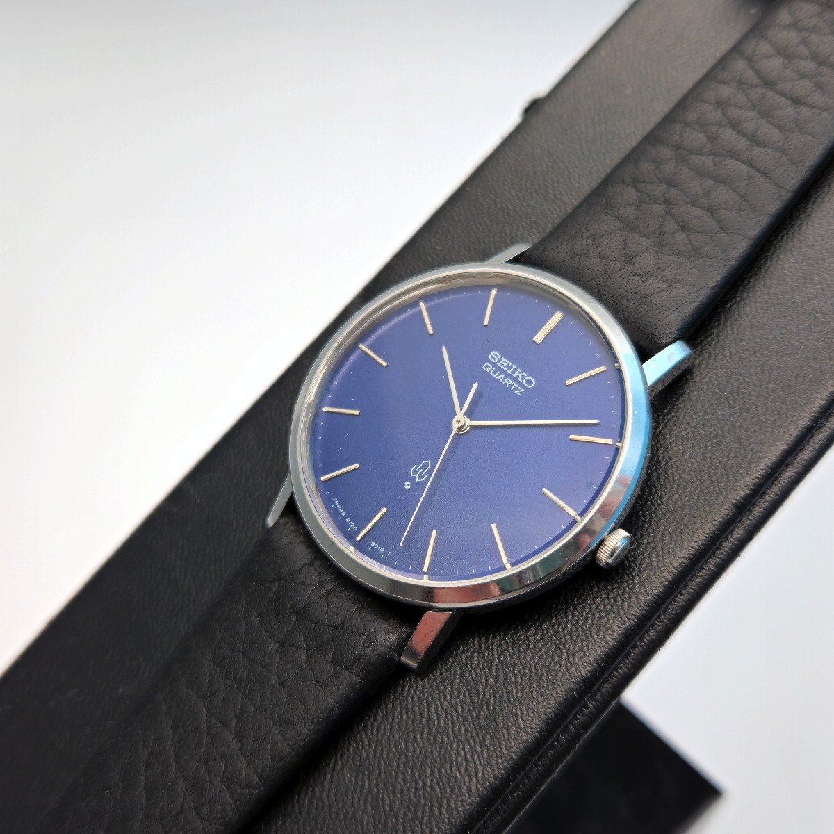 Seiko 4120-9010 Chariot quartz watch from 1976