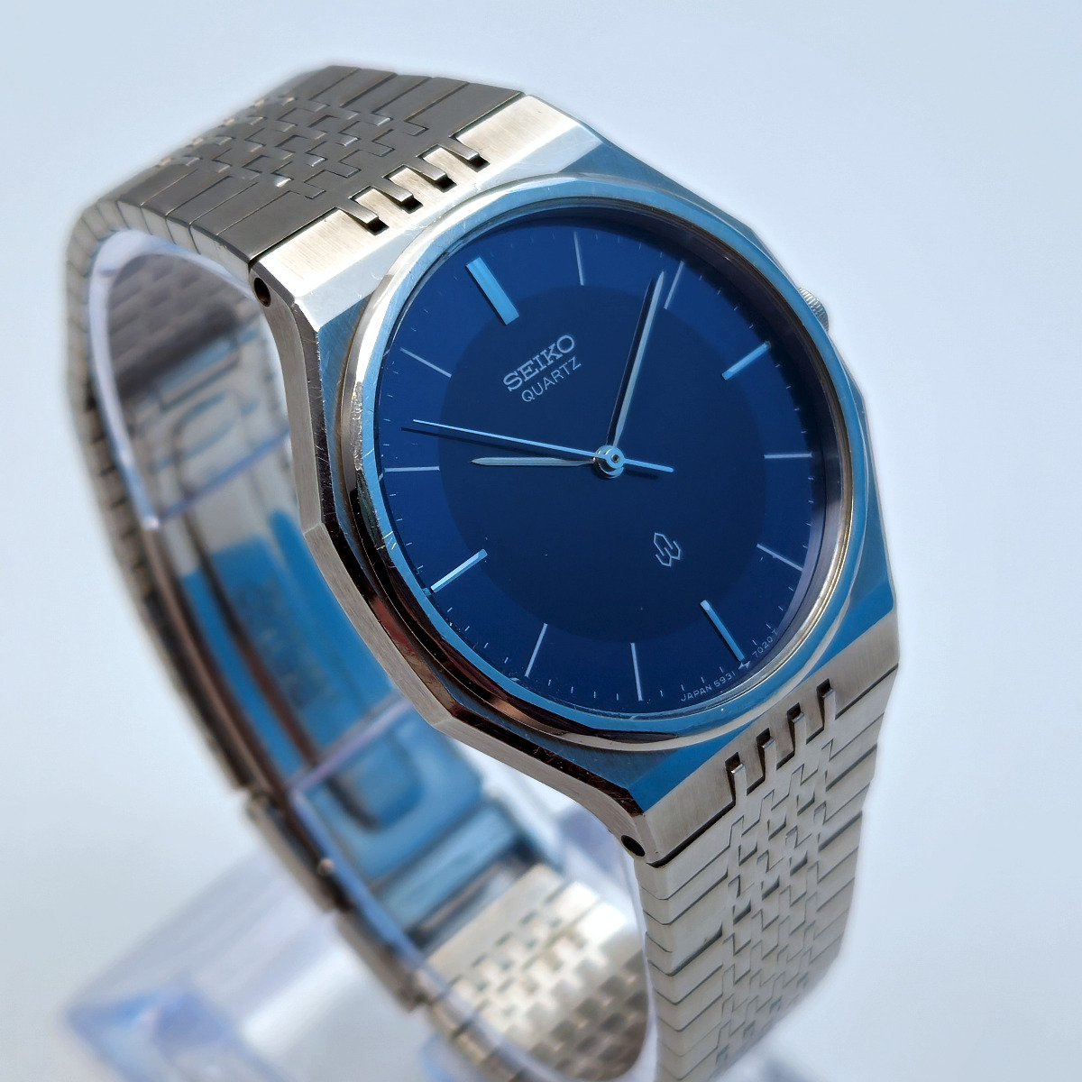 Seiko 5931-7010 from 1980 with blue dial