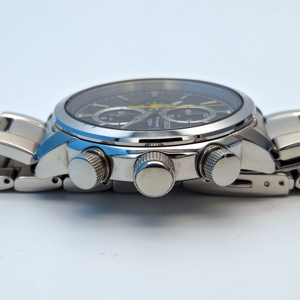 Seiko 7T62-0LG0 quartz chronograph
