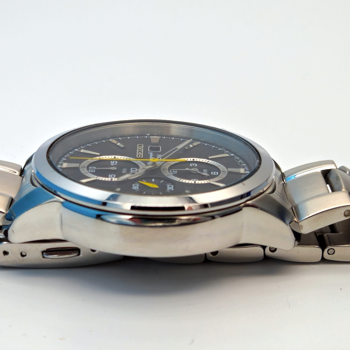 Seiko 7T62-0LG0 quartz chronograph