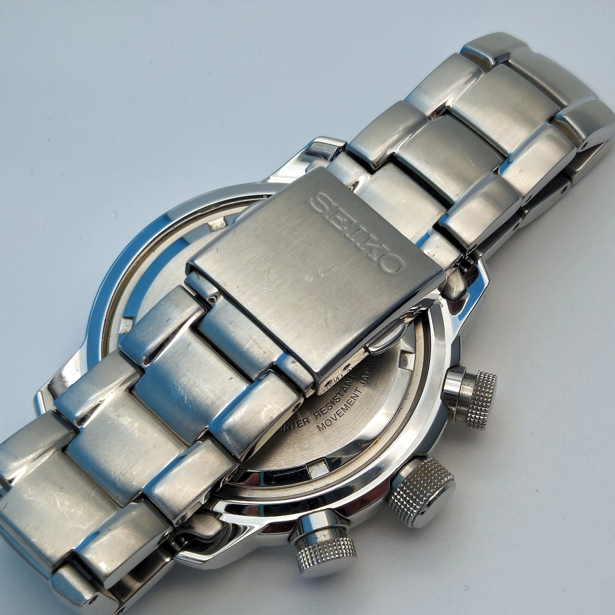 Seiko 7T62-0LG0 quartz chronograph