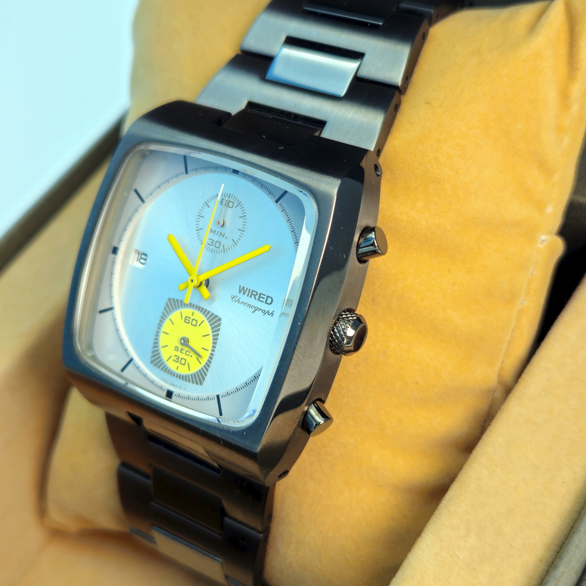 Seiko 7T94 Retro by Tomoki Sukezane, Monaco, Silver/Yellow