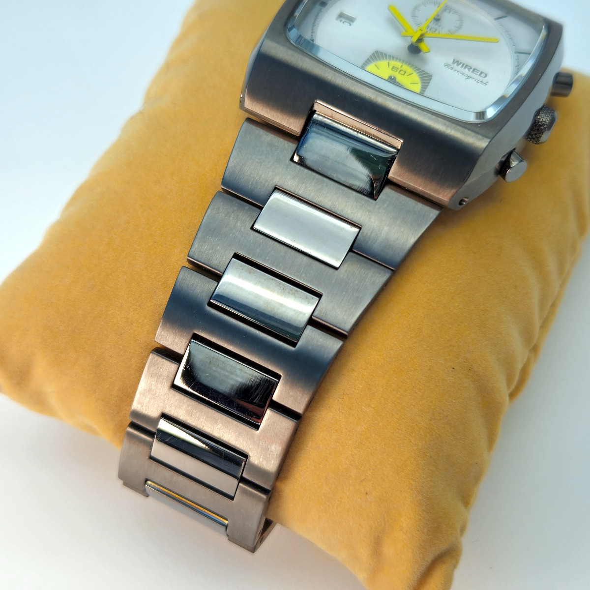 Seiko 7T94 Retro by Tomoki Sukezane, Monaco, Silver/Yellow