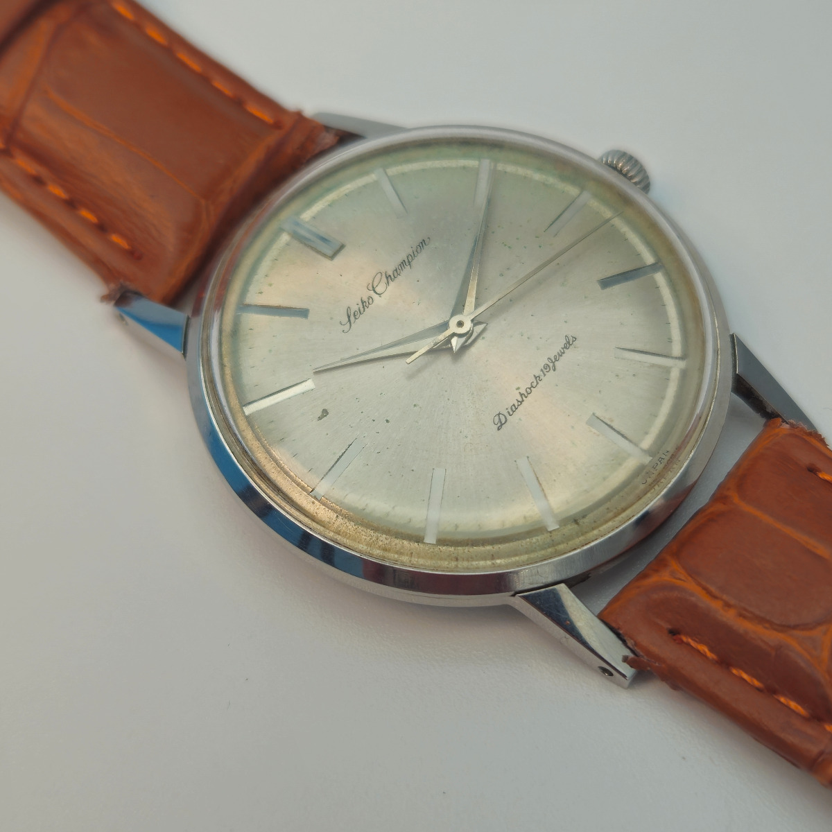A Seiko Champion gents watch, J15004E, from 1962. 