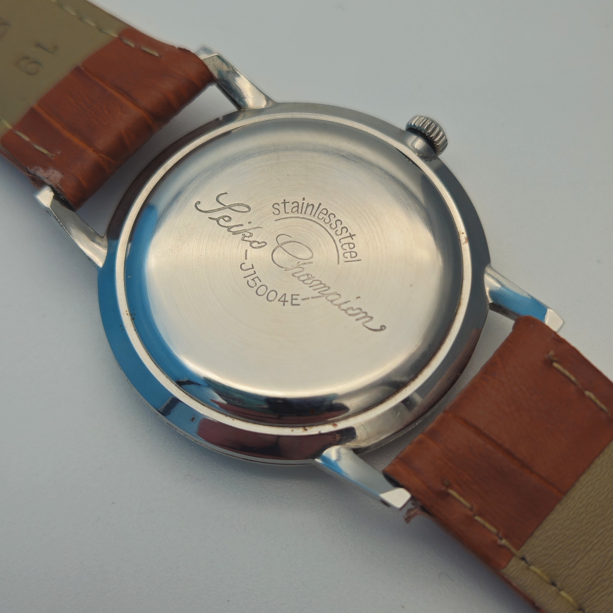 A Seiko Champion gents watch, J15004E, from 1962. 
